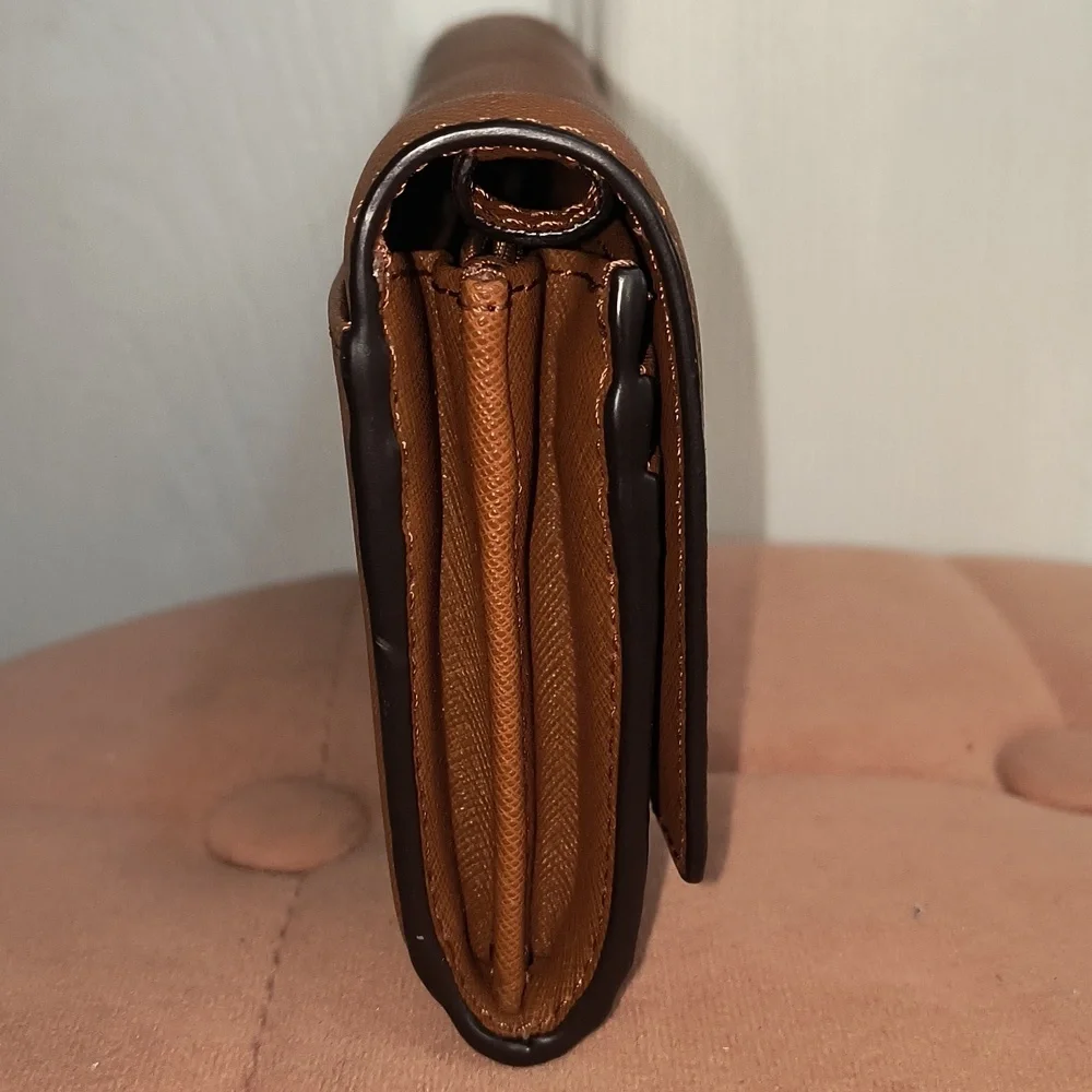 Michael Kors Jet Set Large Wallet - Picture 3 of 13